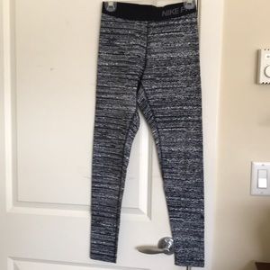 Nike pro dri fit leggings